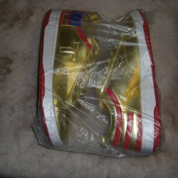 Donald J Trump #47 Gold Low Top Sneakers Women's Size 9.5 and Men's 8 New No Box - Picture 5 of 11